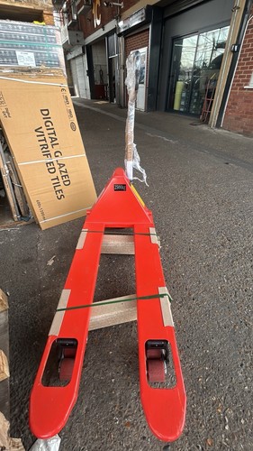Manutan hand pallet truck - hand,
