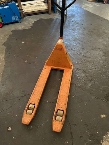 Manual pallet truck - manual,