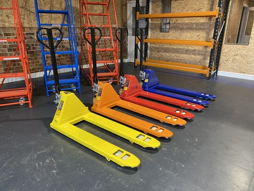 Brand new 3000kg pallet truck - 3000kg,